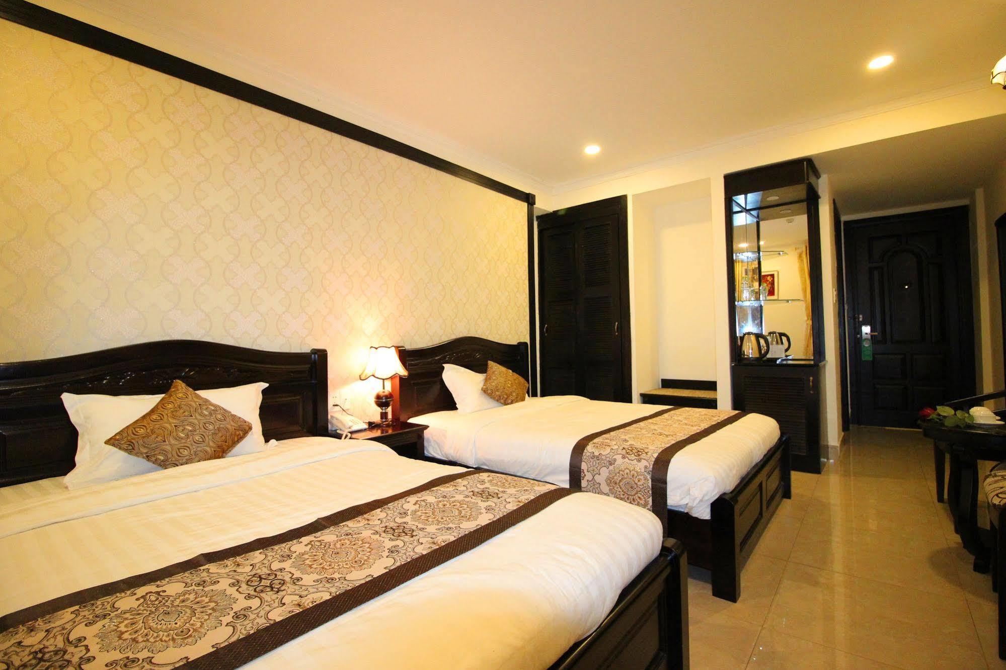Royal Dalat Hotel Bagian luar foto